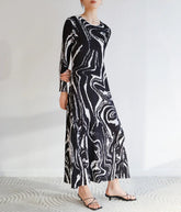 Luxury Plissé Dress Marble Print